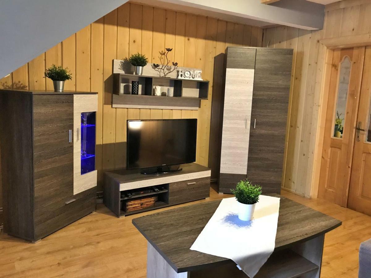 Bukowy Gosciniec Apartamento Poronin Exterior foto